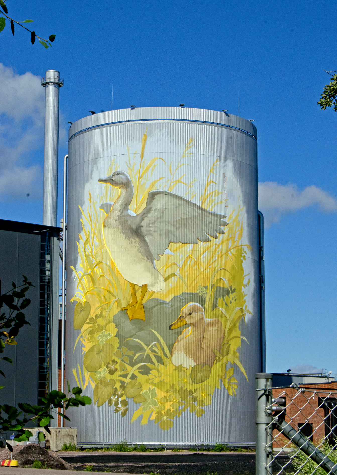 Suomenojan voimalaitos -commission for Fortum, 39x25m, metalpaint on folding aluminium, 2020