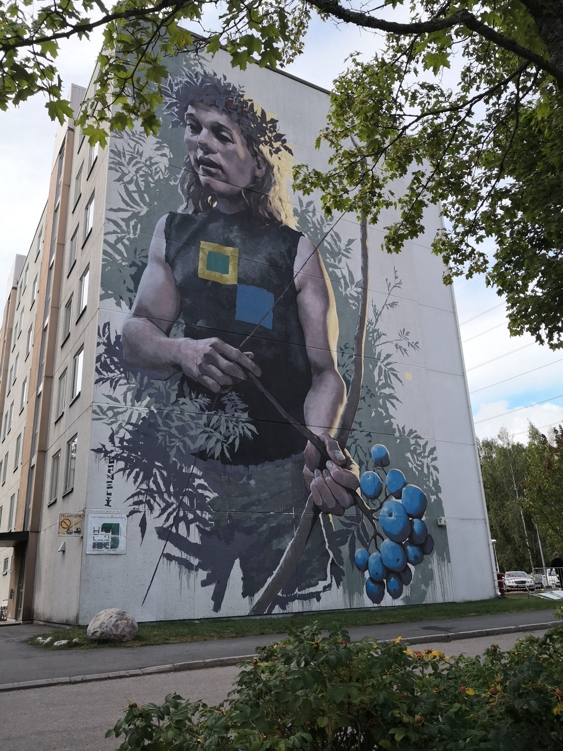 fertile arrows, Länsimäki, 24x12m, 2018, wallpaint&spray